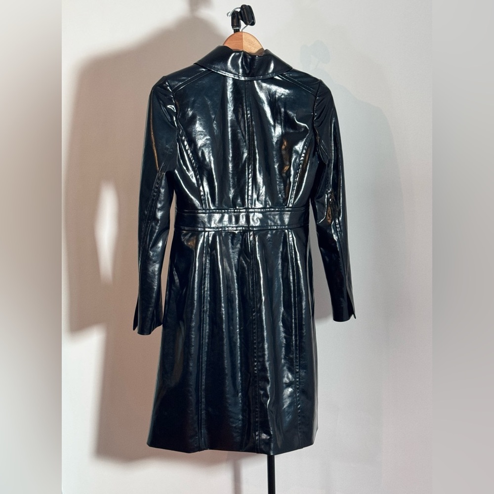New JCrew Collection lady day topcoat in faux patent leather - Picture 6 of 7